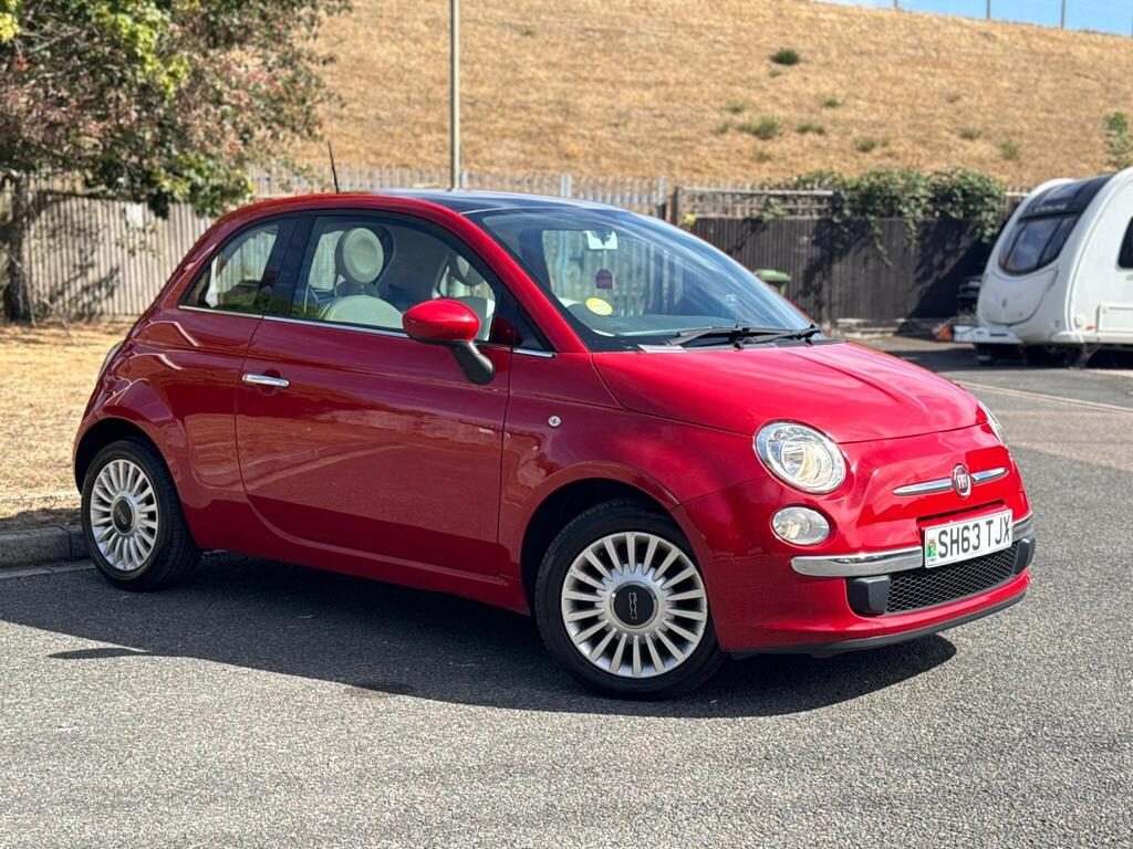 Fiat 500 — advertised vehicle