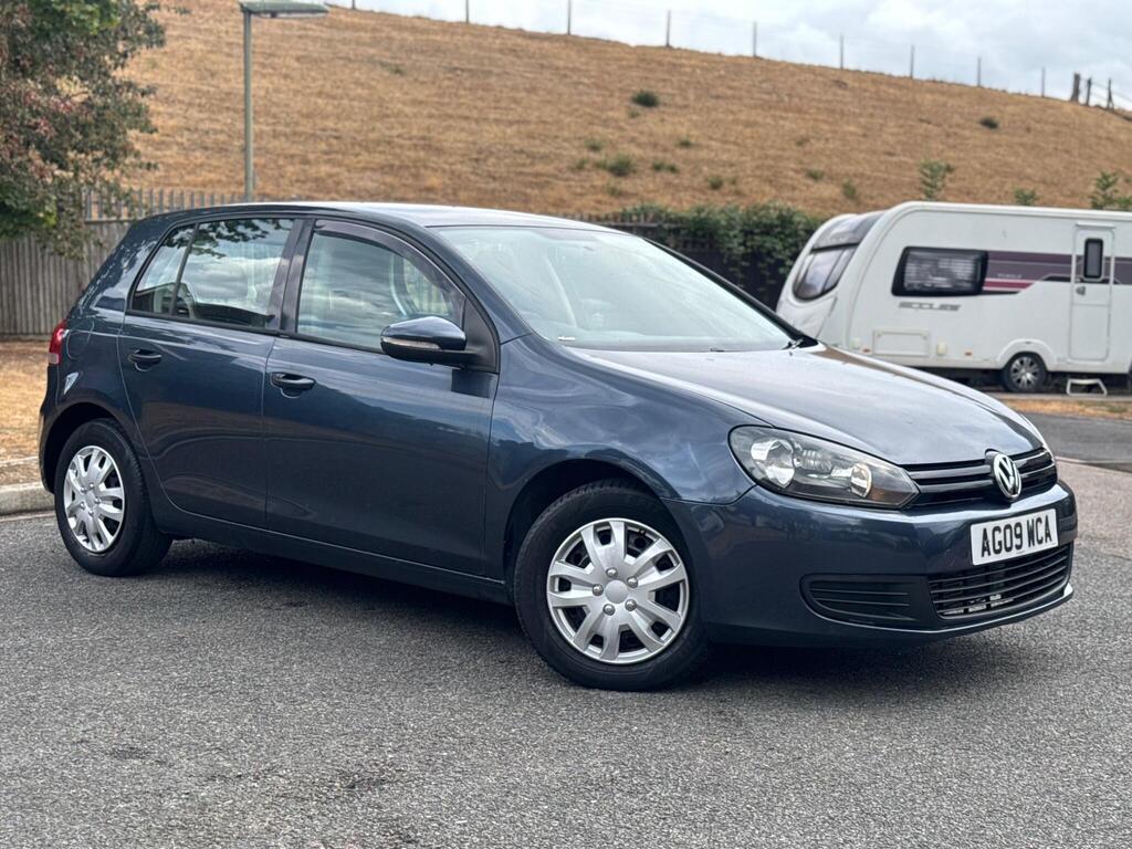 Volkswagen Golf — advertised vehicle